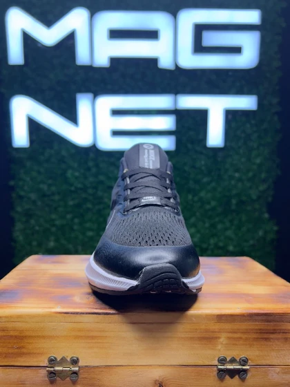 کتانی NIKE ZOOMX مشکی