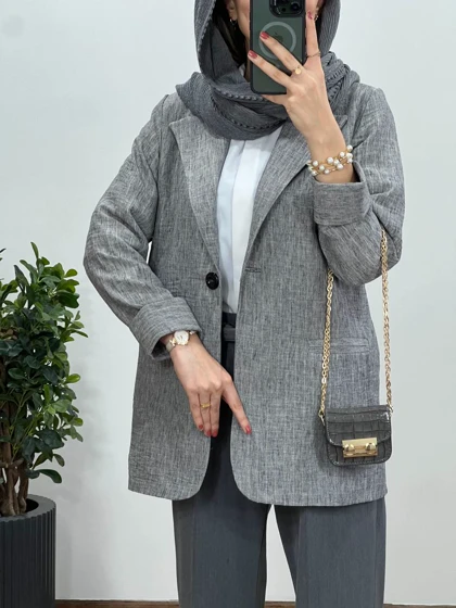 مانتو کتی نگارا