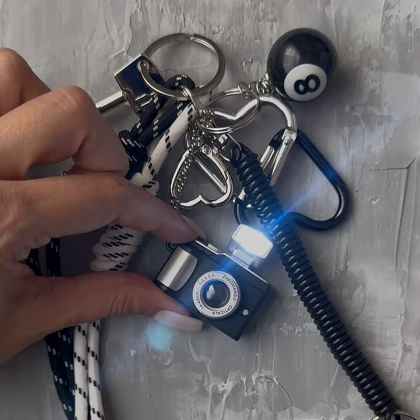 بگ چارم دوربین و 8ball