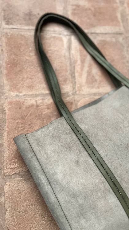 کیف دوشی سرور