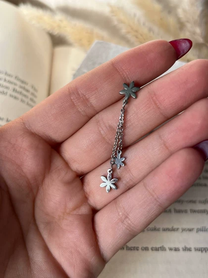 پیرسینگ گوش گل