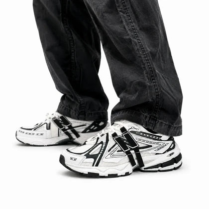کتانی مردانه نیوبالانس 1906 سفید مشکی New BALANCE 1906