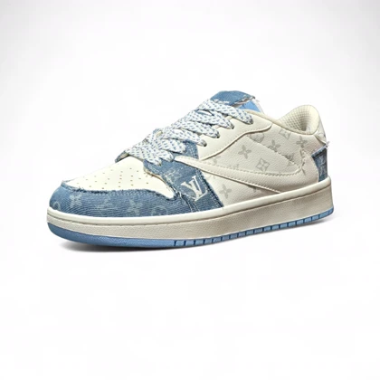 کتانی نایک ترویس طرح لی آبی