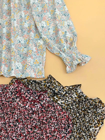 شومیز مانتویی یقه چین گل ریز کد 1765