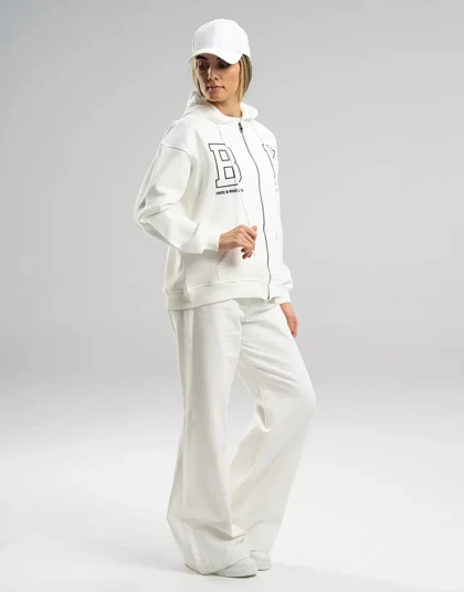 پیش گلدوزی کلاهدار