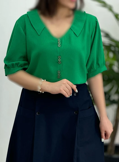 شومیز عروسکی ثنا 1(ایراد دار)