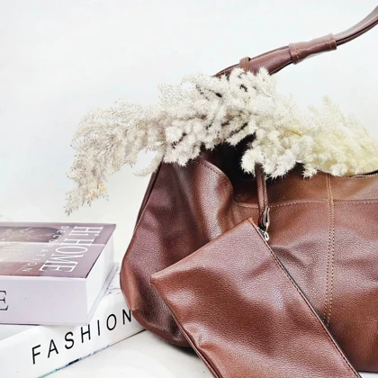 کیف دوشی زنانه مدل پرنیان کد 9400