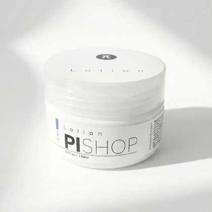 کرم مرطوب‌کننده صورت و دست Ultra Moisture مدل کنترل چربی و آبرسان مناسب پوست خیلی چرب حجم 150 میلی‌لیتر