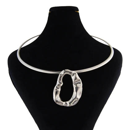 گردنبند دخترانه مدل طوق منحنی