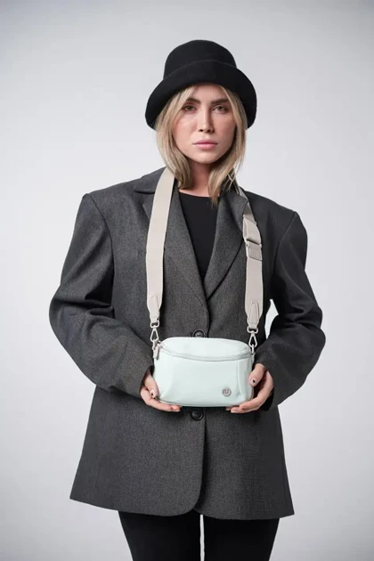 کیف دوشی زنانه دیوید جونز مدل David Jones CM7467