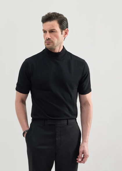 تیشرت Mock Neck