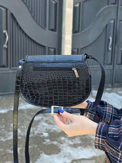 کیف چرم زنانه مشکی سنگی چرم اصل گاوی