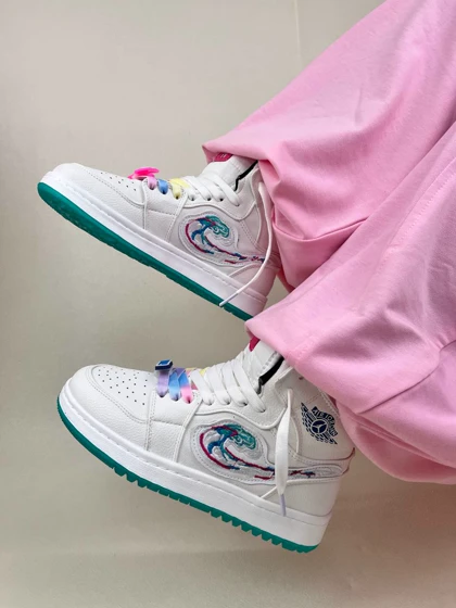 کتانی ونس زنانه ساق‌دار باربی ایر جردن وان air jordan 1 sample barbie کد 912