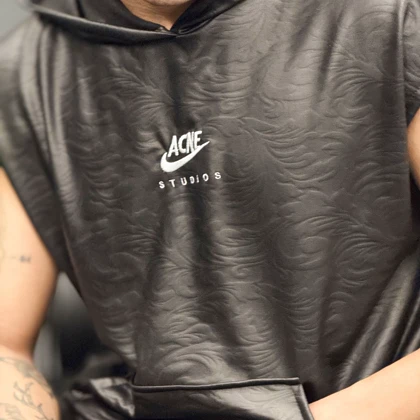 ست وست و شلوارک چرمی کلاهدار پولار (لوگو نایک) بوفالو 33