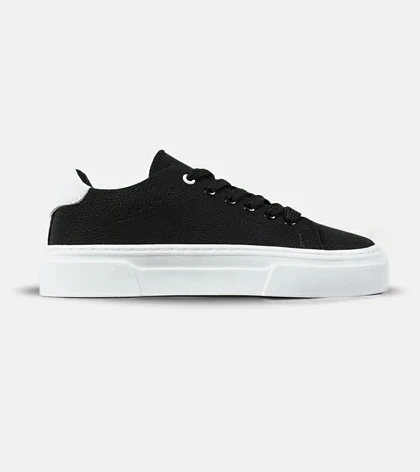 کفش کتانی مردانه مشکی BERSHKA مدل 7670