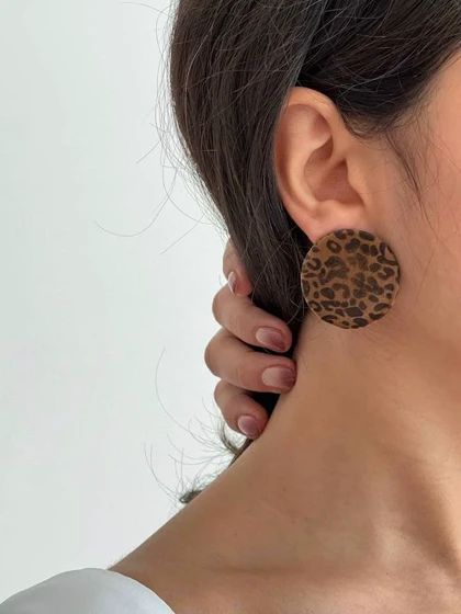 گوشواره وارداتی پلنگی مخملی گرد