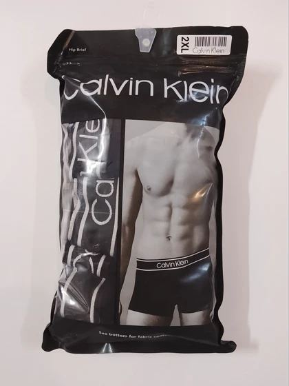 پک 3 عددی شورت مردانه نیم‌پا کلوین کلین (Calvin Klein) رنگ مشکی، طوسی و سورمه‌ای