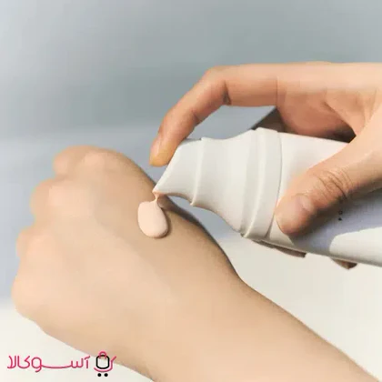 ضد آفتاب ضد لک و روشن کننده سنتلا مدل tone-up حجم 50 میل