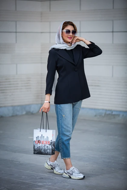 مانتو مازراتی کجراه رها