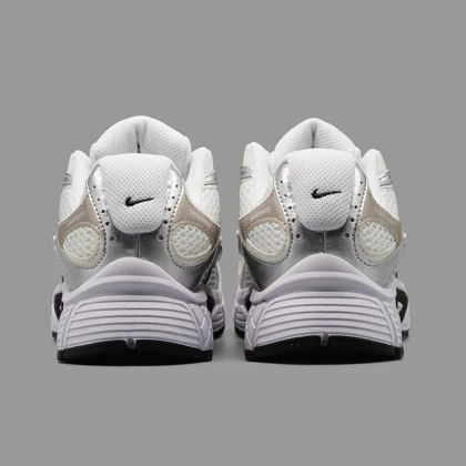 نایکی V5 رانر سفید نقره ای Nike V5 RNR White Silver