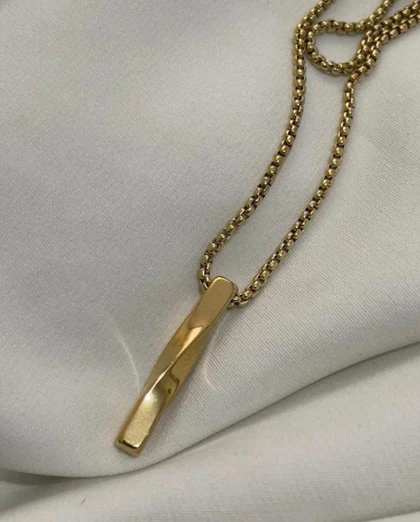 گردنبند و دستبند پیچ