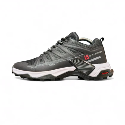 کتانی روزمره و طبیعتگردی سالامون مشکی تمام