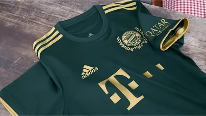 لباس چهارم بایرن مونیخ فصل 2022-2021