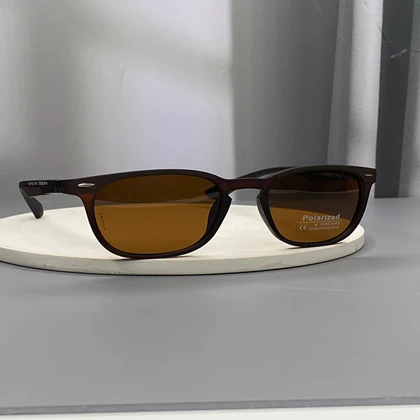 عینک آفتابی پورشه دیزاین با فریم کائوچو و لنز پلی‌کربنات پلاریزه UV400 Porsche Design Polarized