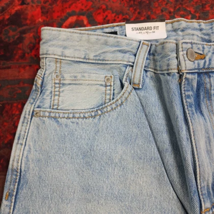 شلوار جین نیم بگ بدون جنسیت pull & bear کد 381