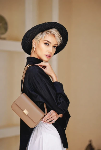 کیف دوشی زنانه چرم مصنوعی بدون دسته قفل مغناطیسی دیوید جونز DAVIDJONES