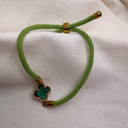 دستبند اسپرت طرح «ونکلیف سبز» (بند طنابی) | نماد شانس و طبیعت