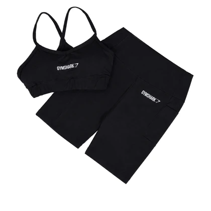 ست نیم‌تنه و بایکر Gymshark