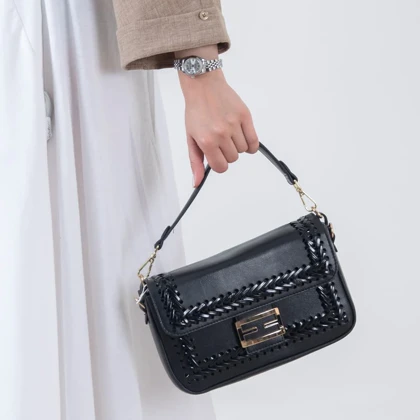 کیف بافتی FENDI