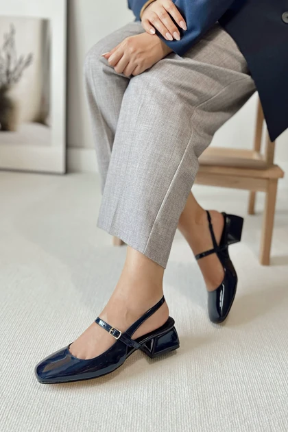 کفش پاشنه‌بلند کلاسیک زنانه polka-store polka-store