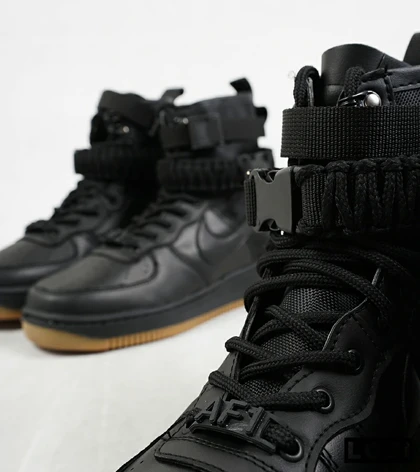 کفش کتانی ساق‌دار مردانه NIKE AIRFORCE AF1