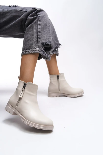 بوت و نیم بوت زنانه ریکان riccon