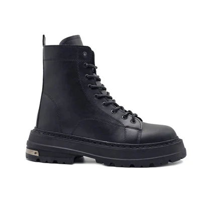 بوت مردانه مدل برشکا BERESHKA زیپ‌دار چرم رنگ مشکی کد EF207