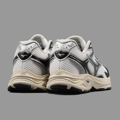 میزانو ریسر اس سفید نقره ای Mizuno Racer S White Silver