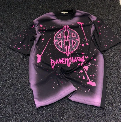تیشرت بالانسیاگا کاستوم شده رنگ پاش نگین کاری مردانه فوق‌العاده خفن
