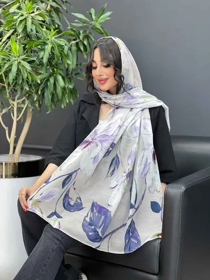 شال طرح برگ و گل