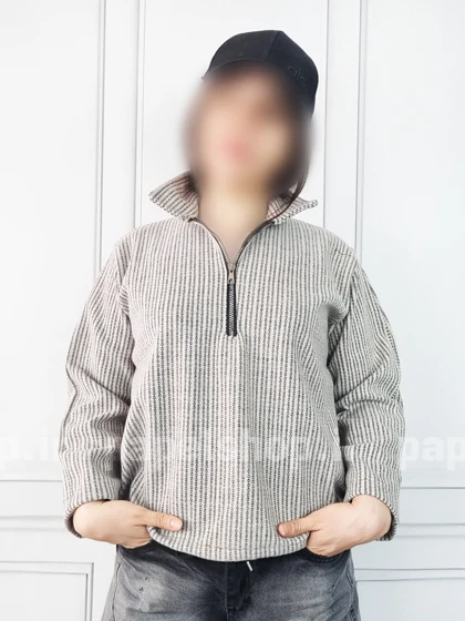 بلوز نیم زیپ پایین گتردار