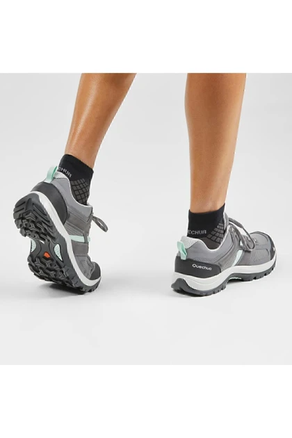 کفش های طبیعت گردی زنانه decathlon