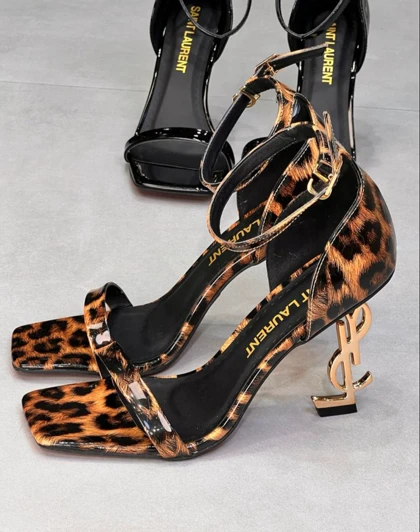 1255کفش زنانه پاشنه صندل ysl جلو باز Yves Saint Laurent