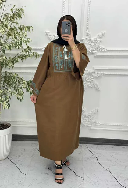 پیراهن لینن گلدوزی آستین کیمونو قهوه ای 6027