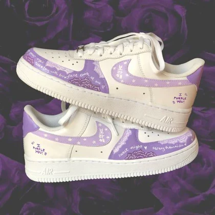 کفش اسپرت کاستوم کتانی ایرفورس air force طرح BTS ARMY نایک nike کد 162400