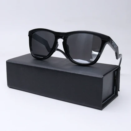 عینک برند OAKLEY کد 181471