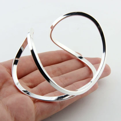 دستبند زنانه مدل بنگل دو لاین موجی