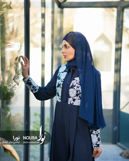 زینب سرمه ای کوتاه