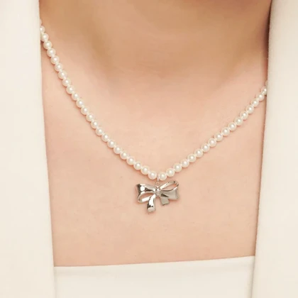 گردنبند فول مروارید با آویز پاپیون از برند استیل طول 45 سانت