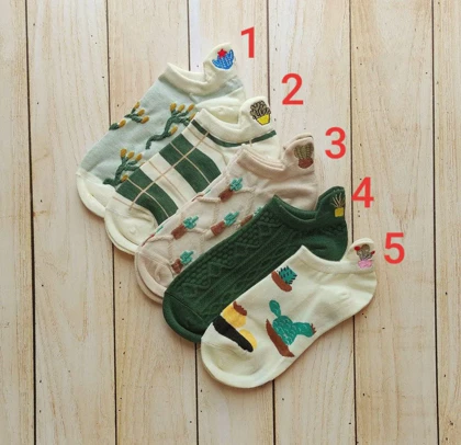 جوراب مچی با گلدوزی کاکتوس 1120